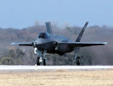 Οι ΗΠΑ θα επανεξετάσουν τη συμμετοχή της Τουρκίας στο πρόγραμμα των F-35